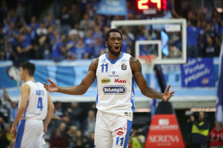La De' Longhi  esplode nella ripresa: per Parks 25 punti, 5 triple  e pioggia di record personali (miglior prova di un atleta di Treviso in questo campionato)