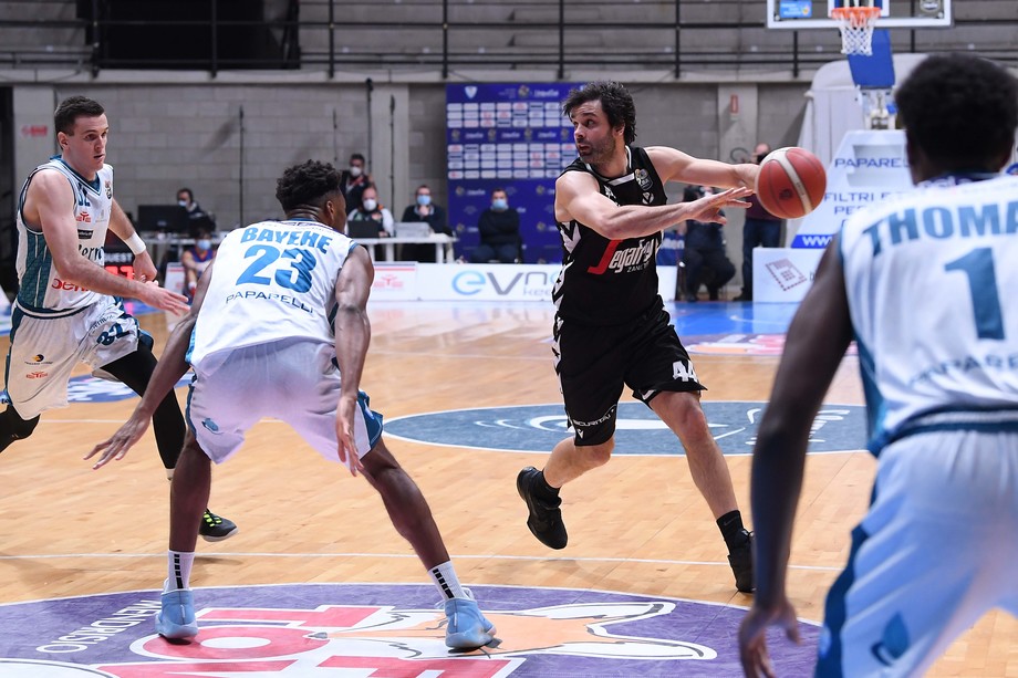 Segafredo Bologna, la coppia Teodosic-Markovic con 21 assist eguaglia il record stagionale di Sassari