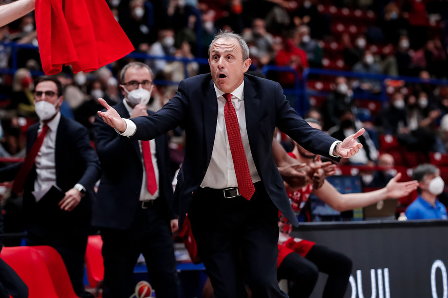 Ettore Messina raggiunge quota 400 vittorie in Serie A con il successo sulla Virtus Bologna
