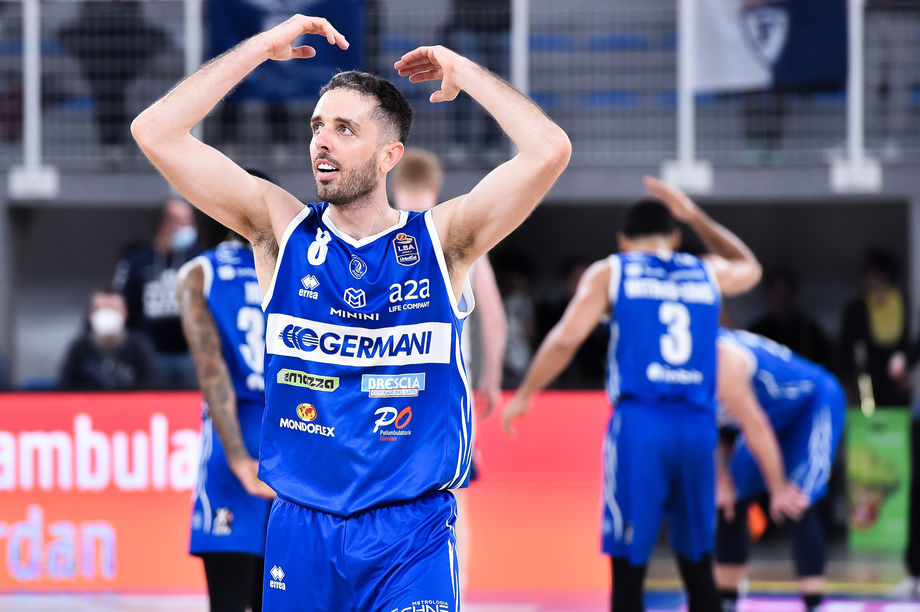 Della Valle: “Bellissime le annate a Reggio Emilia. All’estero ho capito il ruolo del giocatore straniero”
