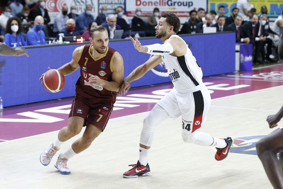 Virtus Segafredo Bologna - Umana Reyer Venezia chiude la 23ª giornata domenica alle 20.45 su Rai Sport HD