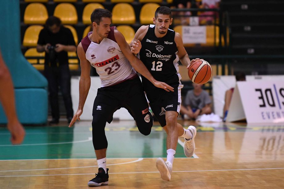 Dolomiti Energia, contro Venezia vittoria di misura (71-69) dopo 40' di grande intensità 