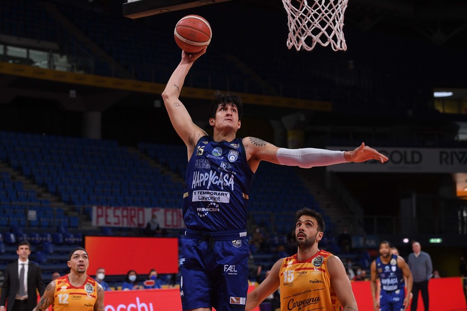 Happy Casa Brindisi, nell'ottavo successo consecutivo brilla Willis: 'doppia doppia' e massimo stagionale (24 punti e 11 rimbalzi) oiltre a record di tiri (9) e liberi realizzati (9)