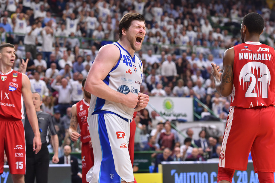 Banco di Sardegna, macchina da canestri: terza volta oltre quota 100, nei playoff segna 98.8 di media (erano 86.4% nella regular season). E negli overtime è 6 su 7