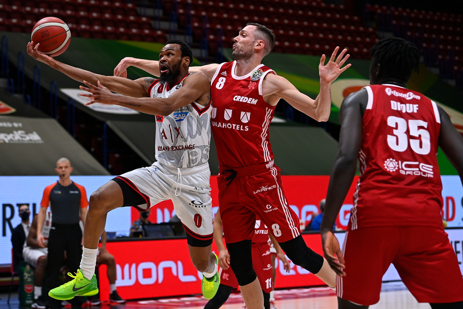 Frecciarossa Final Eight: l'A|X Armani Exchange Milano inaugura il torneo battendo la UNAHOTELS Reggio Emilia