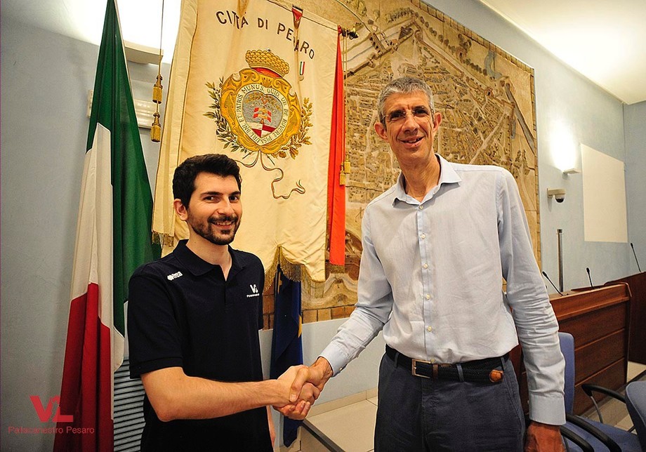 Pesaro, Federico Perego si presenta: 'Un privilegio essere qui, vogliamo crescere ogni giorno'