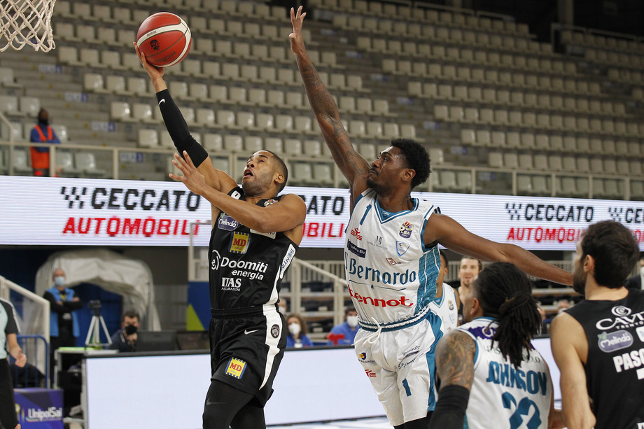 Serie A UnipolSai: Acqua S.Bernardo Cantù-Dolomiti Energia Trentino alle 19.30