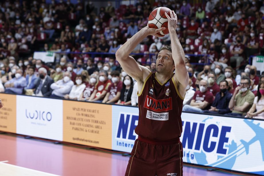 Umana Reyer Venezia, Bramos resta e guarda al futuro: “Consapevole di aver raggiunto cose straordinarie con questo gruppo. Ora inizia una nuova sfida”