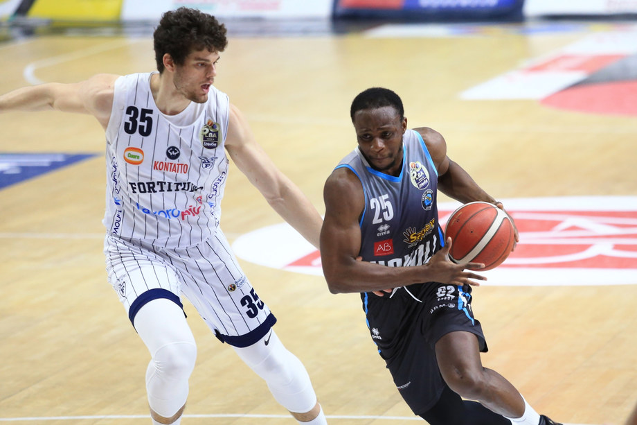Vanoli Cremona, con la Fortitudo Lavoropiù Bologna vittoria importante in chiave salvezza