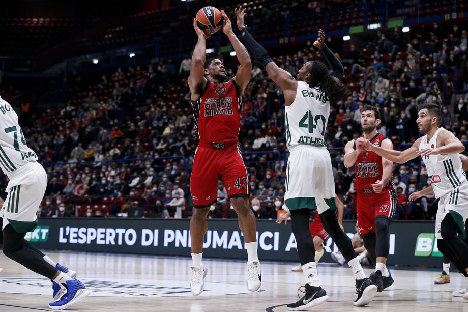 Eurolega: Hines segna il tiro libero della vittoria, l’A|X Armani Exchange sbanca il parquet del Panathinaikos