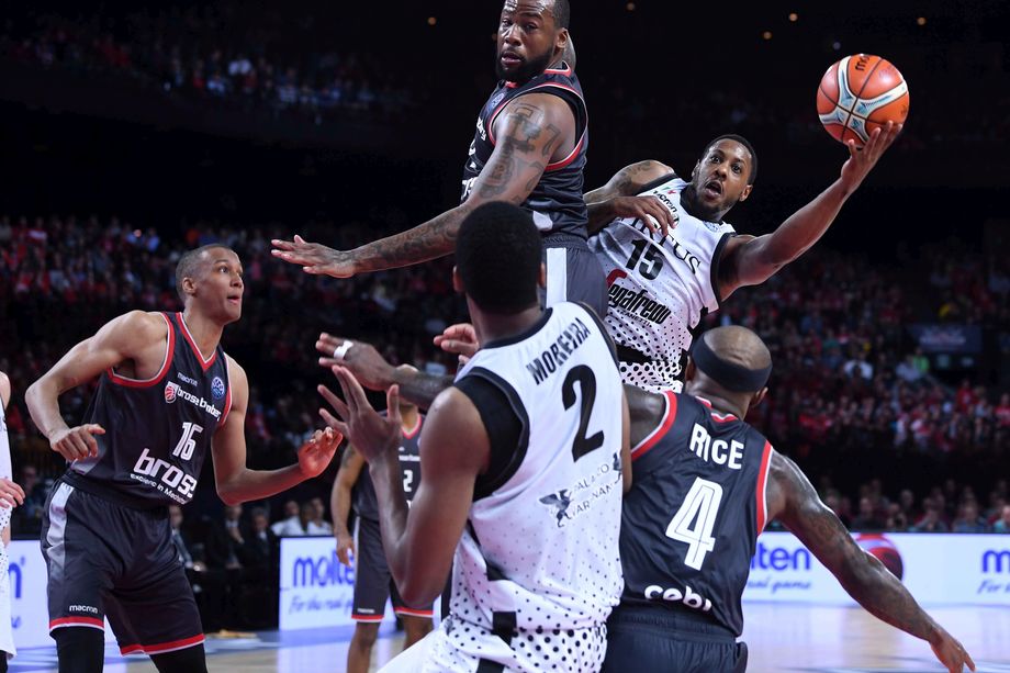 BCL, la Segafredo sfida Tenerife per il titolo. Djordjevic: 'Una finale che ci riempie di di orgoglio'