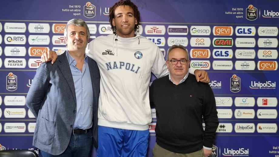GeVi Napoli, presentato Reggie Lynch : "Pronto a dare energia, difesa e stoppate'
