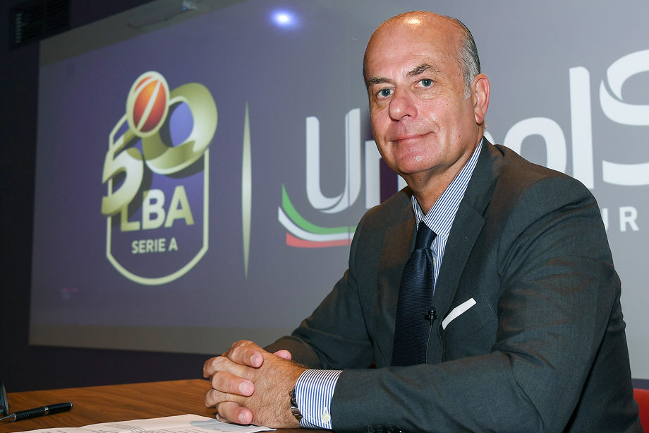 Il grido d'allarme di basket e volley su biglietti e incassi. Gandini: 'Vogliamo ripartire ma con regole certe'