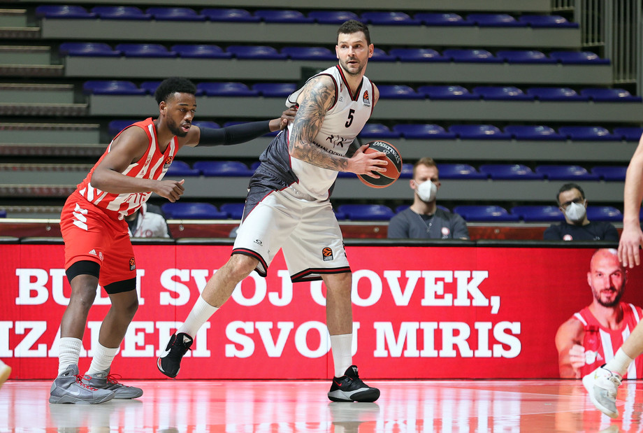 Eurolega, l'A|X Armani Exchange Milano domina a Belgrado e conquista i playoff