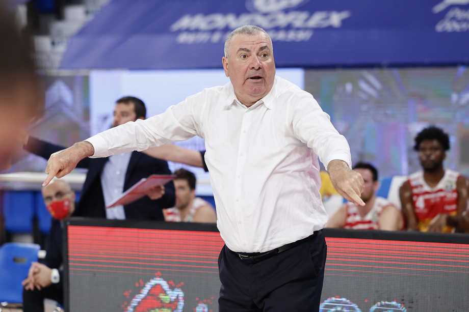 Fortitudo Bologna, ufficiale il ritorno in panchina di Jasmin Repesa