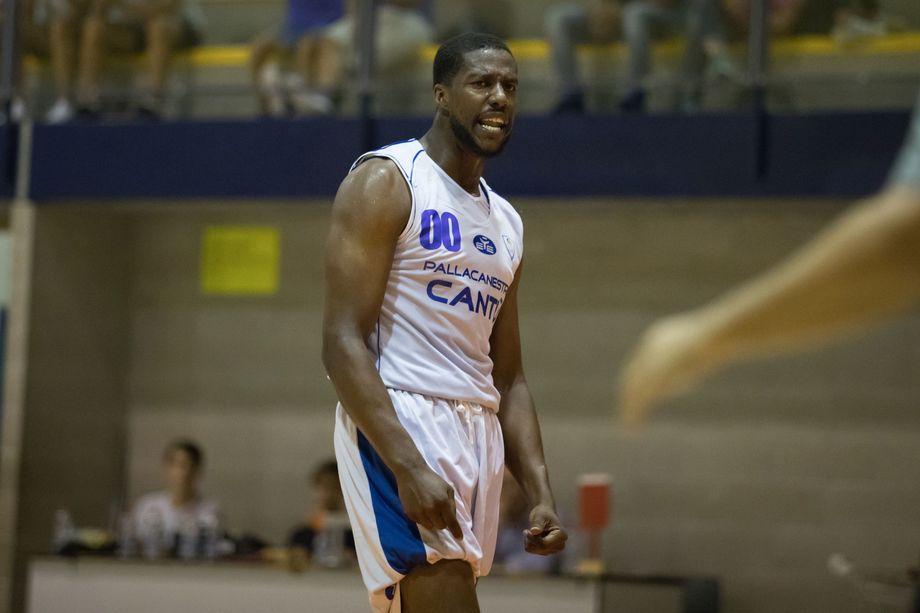Cantù al debutto stagionale nel turno preliminare di BCL a Desio  contro lo Szolnoki Olaj . Pashutin: 'Un solo obiettivo: la vittoria'