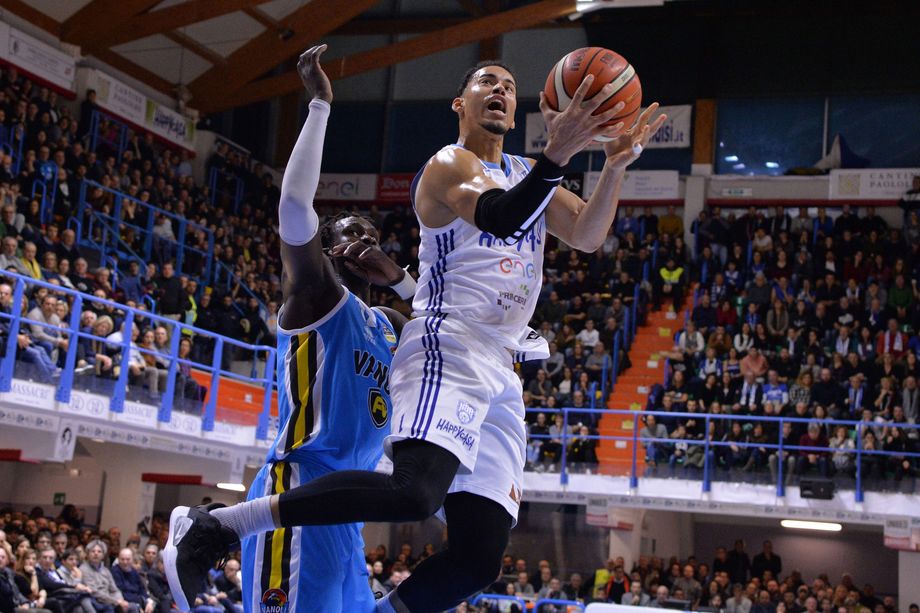 Happy Casa Brindisi, esteso il contratto con Erik Rush sino al giugno 2020