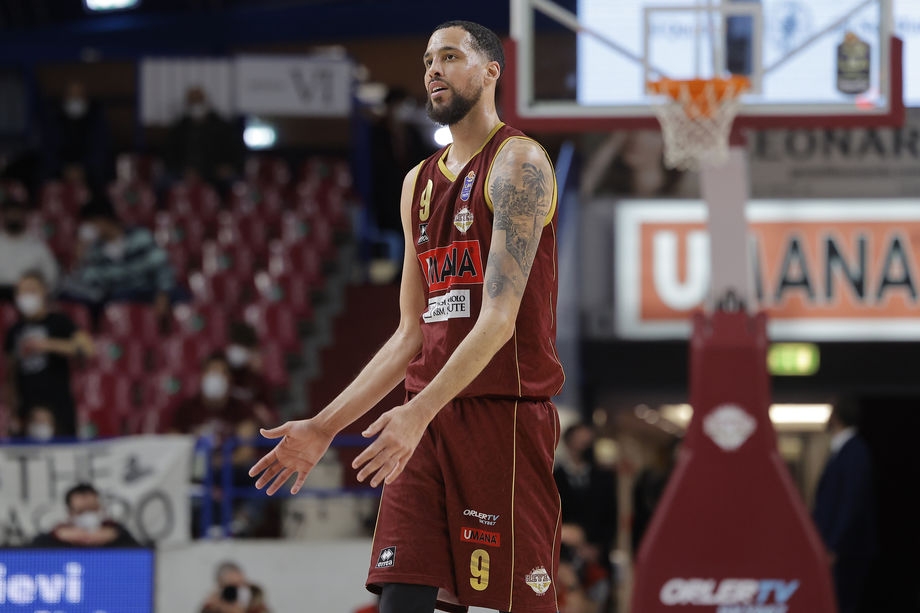 Umana Reyer Venezia, Stone e Daye ai saluti: “Sono stati anni straordinari in cui abbiamo raggiunto traguardi fantastici”