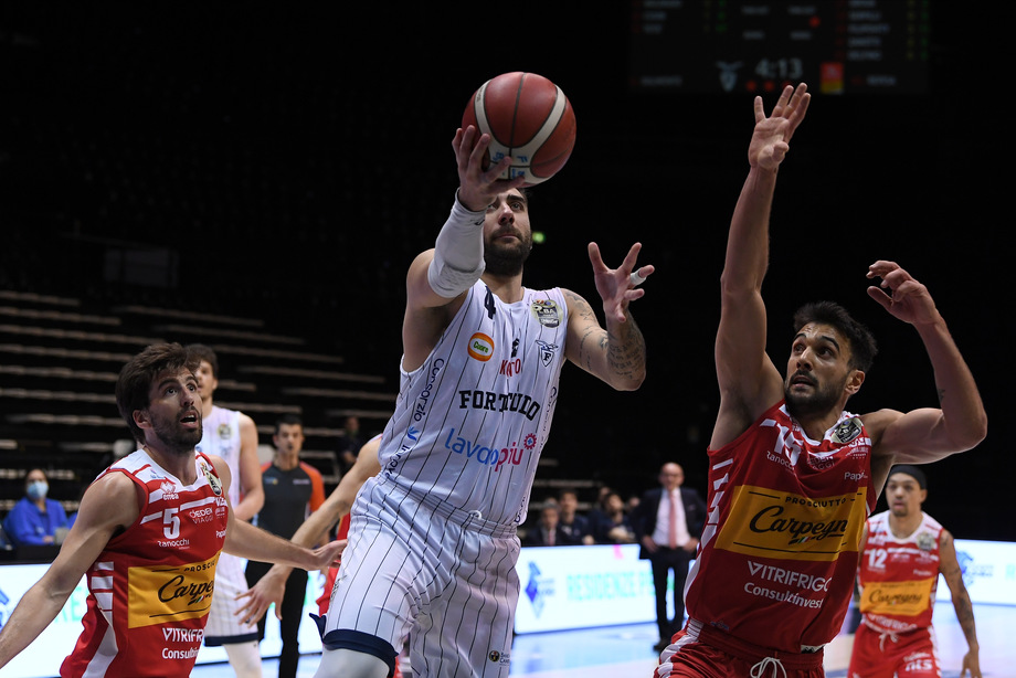 Aradori supera quota 5.000 punti in A: è l'unico giocatore in attività nella massima serie a raggiungere questo traguardo