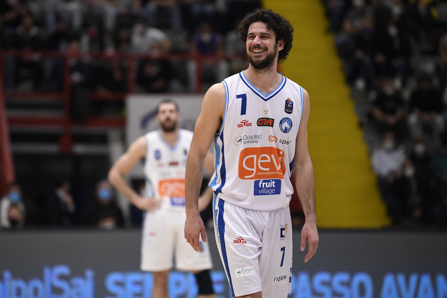 GeVi Napoli, Luca Vitali ritrova la Germani da grande ex: “Il tempo aiuta a perdonare certe cose. Da Brescia mi sono portato via cinque anni bellissimi”