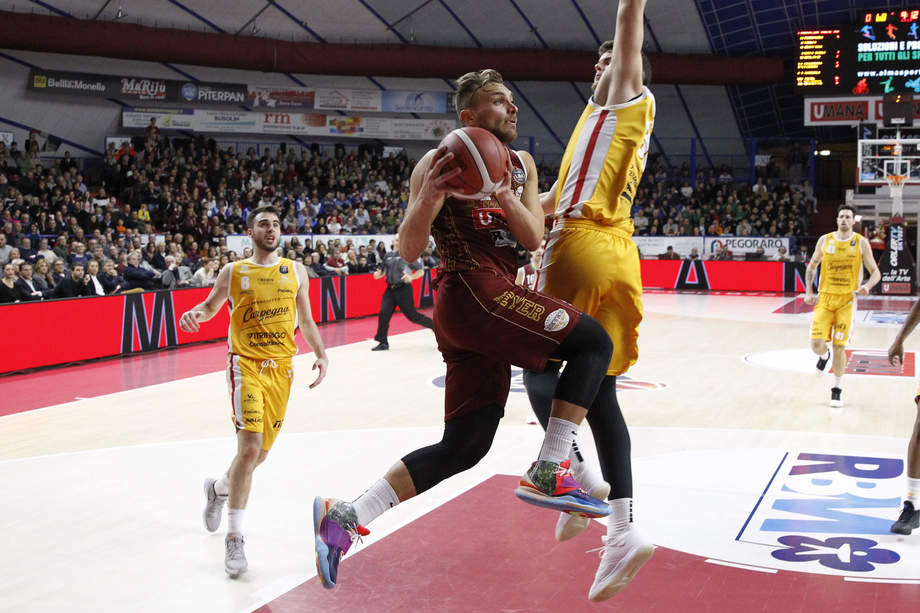 LBA Serie A, i numeri dell'ultima di andata che si apre con 2 anticipi a Brescia e Pistoia: Venezia, Cremona e Fortitudo a caccia del successo che vale la Final Eight