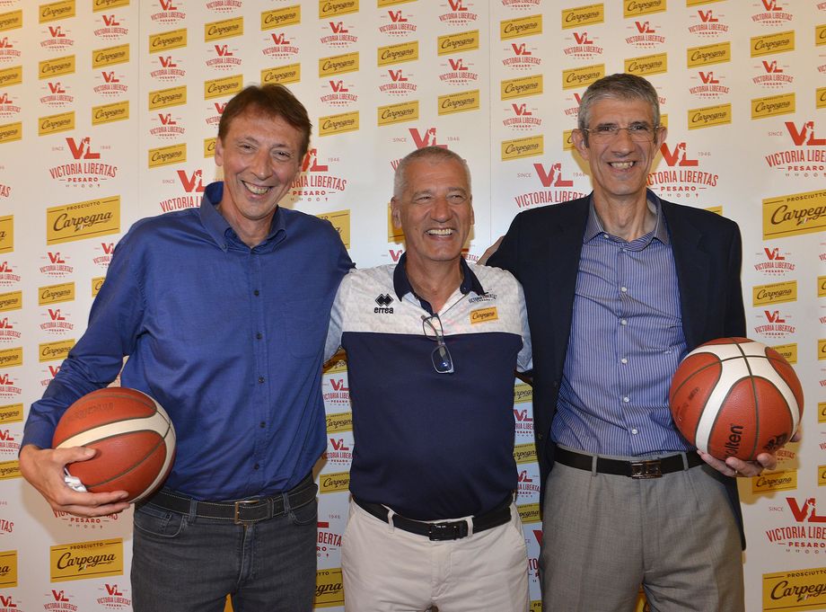 Prosciutto di Carpegna e VL Pesaro insieme per la terza stagione. Presentato il nuovo coach Aza Petrovic: 'Vogliamo far divertire i nostri tifosi'