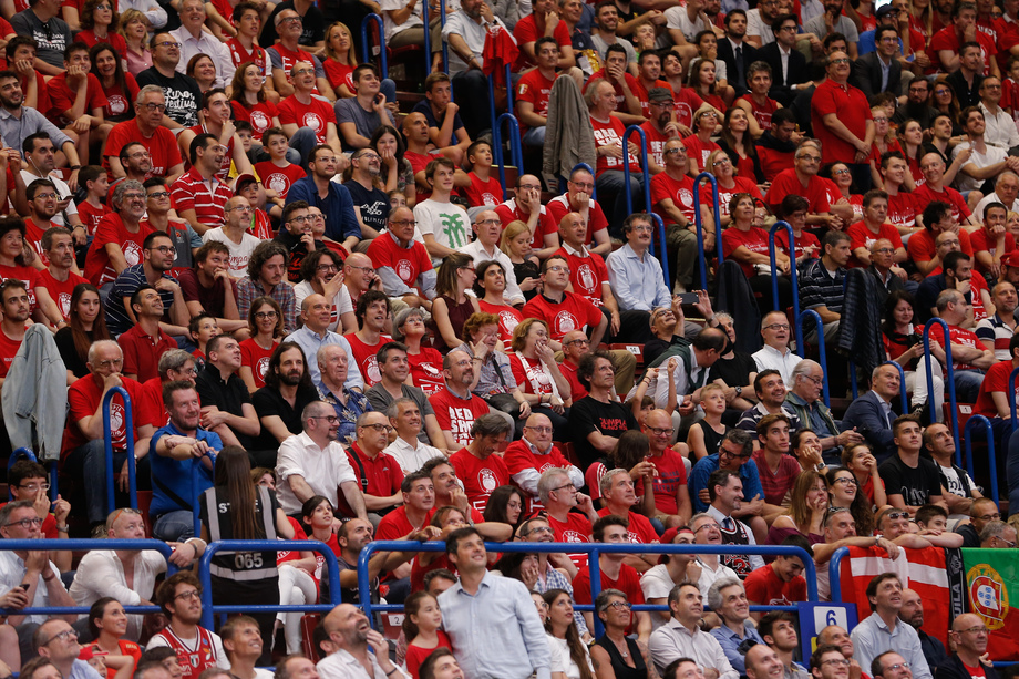 Olimpia Milano, che passione: solo le big del calcio hanno più tifosi