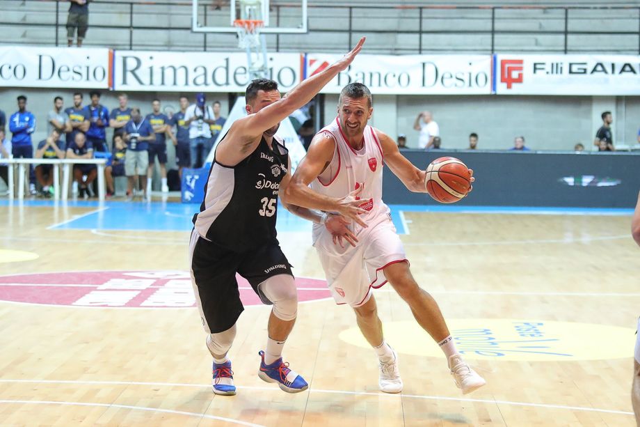 Nel Trofeo 'Lombardia' Varese batte Trento ed è l'altra finalista