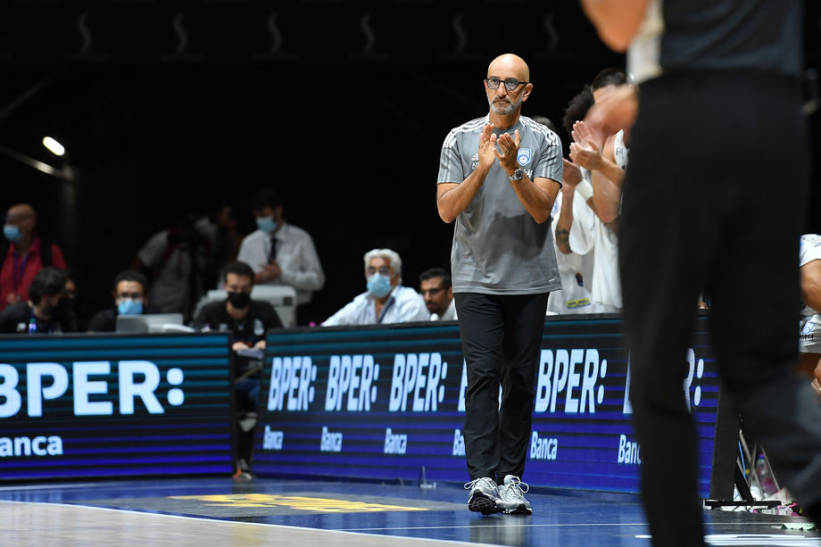 Discovery + Supercoppa - Quarti di finale: Vitucci "la difesa è stata la chiave della vittoria". Cavina "non siamo riusciti a reggere la loro fisicità"