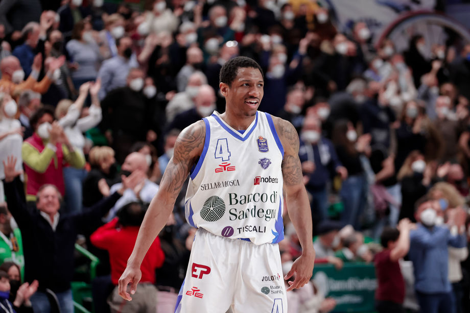 Banco di Sardegna Sassari, il ritorno di Robinson a Pesaro: “Sono carico per l’atmosfera che troverò alla Vitrifrigo Arena. L’obiettivo sono i playoff”