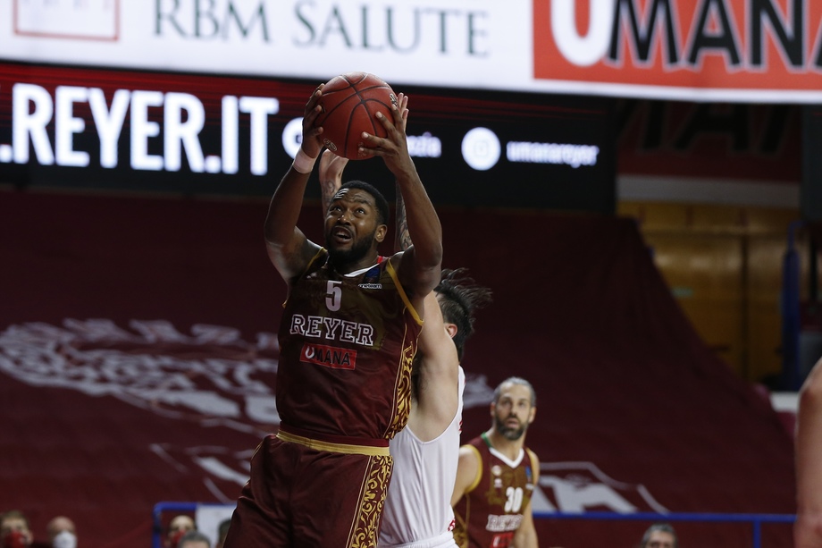 EuroCup: l'Umana Reyer Venezia riprende la marcia e batte il Bahcesehir all'overtime