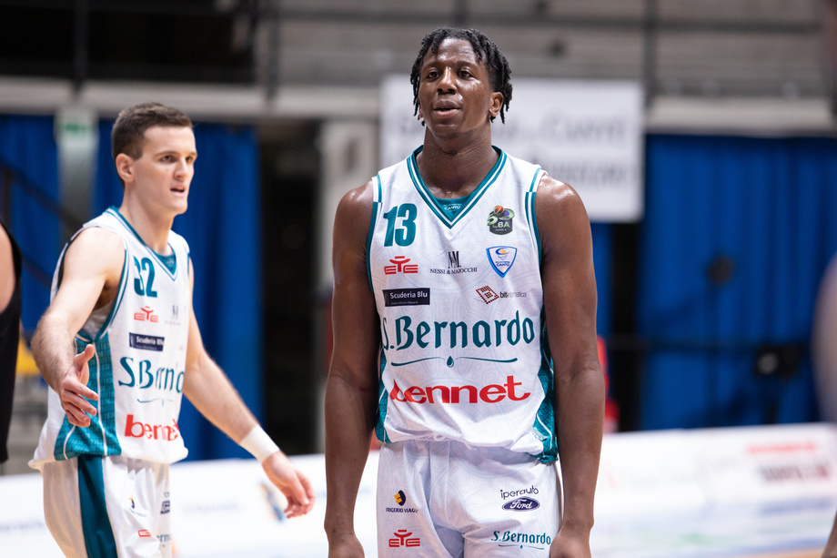 Acqua S. Bernardo Cantù, risolto il contratto con Bigby-Williams