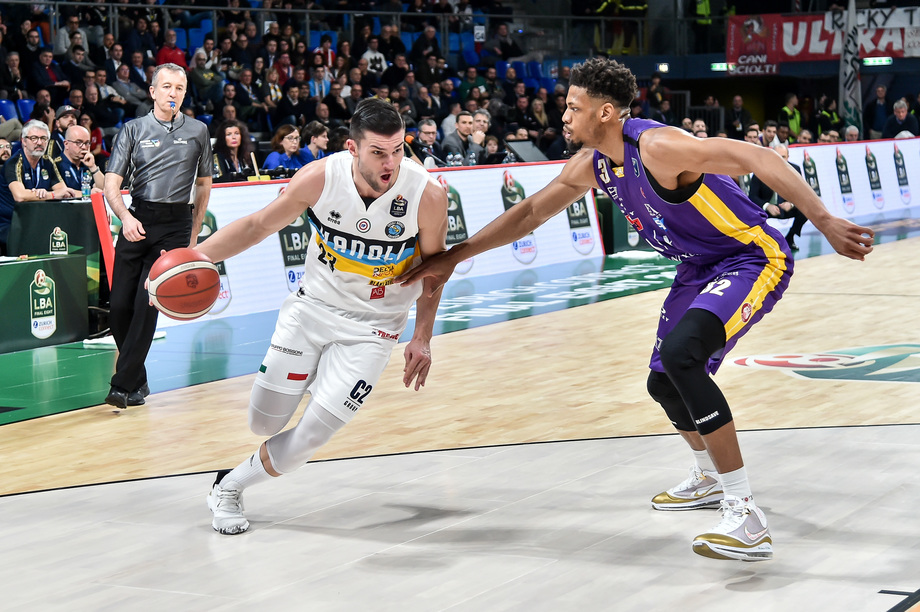 Fortitudo Lavoropiù, depositato il contratto di Vojislav Stojanovic: sarà in campo a Trieste