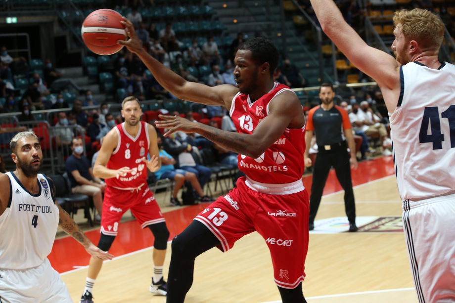 Discovery+ Supercoppa: il derby emiliano è dell'UNAHOTELS Reggio Emilia, Fortitudo Bologna Ko