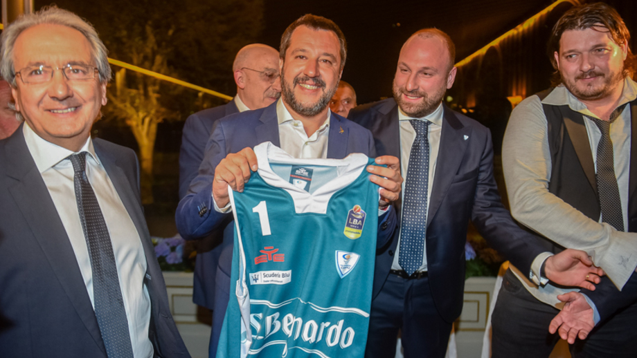 Pallacanestro Cantù ospite a Villa d'Este degli 'Amici di Como' con il Vice Premier Matteo Salvini