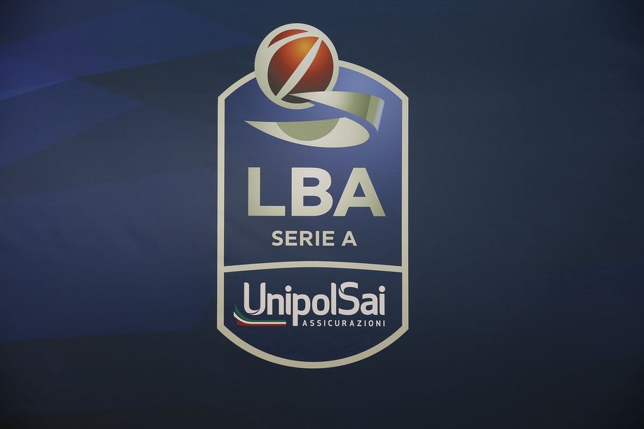 Nuovi tesseramenti e risoluzioni