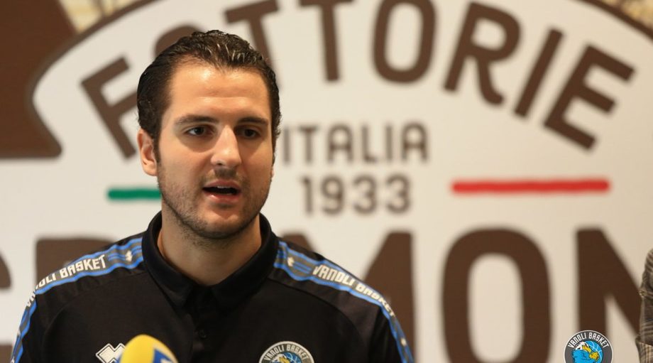 Vanoli Cremona, presentato De Vico: 'Siamo piccoli, correremo tanto e difenderemo forte'