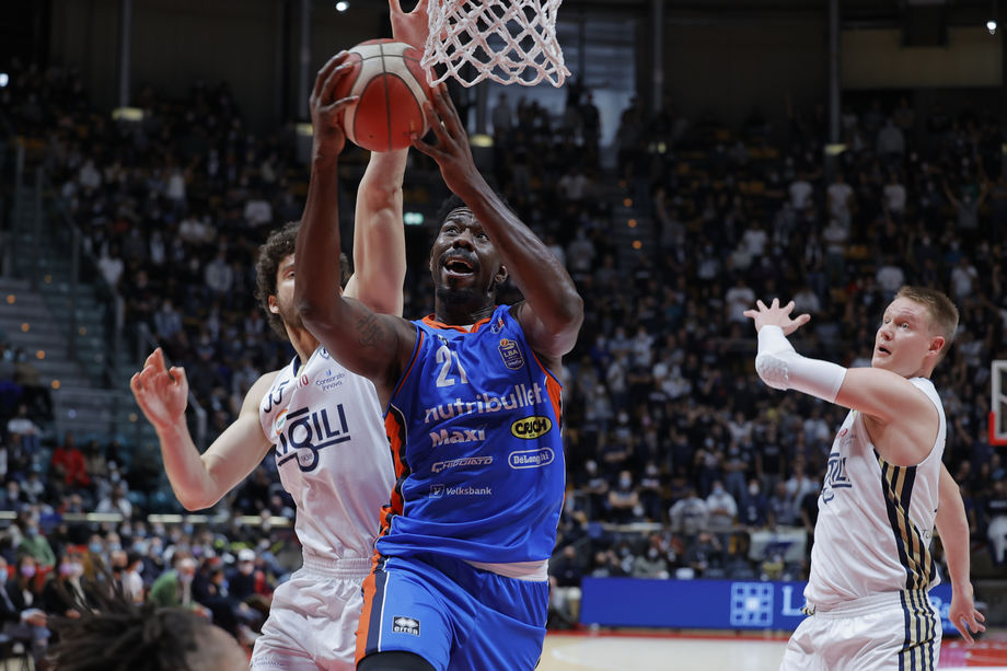 L’ex Henry Sims in vista di Nutribullet Treviso-Fortitudo Kigili Bologna: “Fisicamente sono in grande forma, sarò emozionato ad affrontare la Effe”