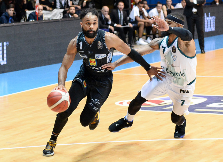 LBA Serie A, i numeri della 8a giornata che si si apre con l'anticipo di Pesaro con il ritorno di Blackmon alla guida di Trento