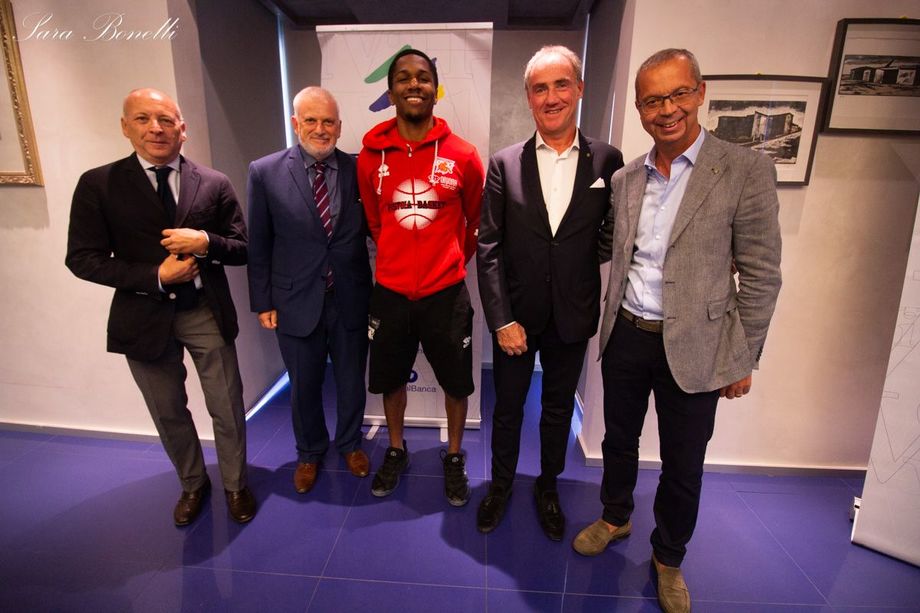 OriOra Pistoia, presentato Kerron Johnson: 'So cosa mi aspetta, pronto alla reaponsabilità di guidare la squadra in campo'