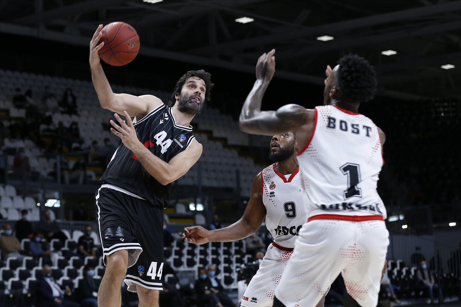 EuroCup, la Segafredo Bologna resta imbattuta: Teodosic piega la resistenza del Monaco