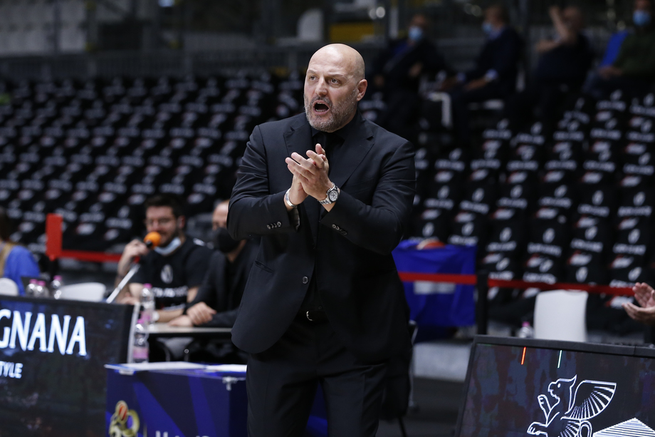 Virtus Segafredo Bologna, Djordjevic festeggia con la qualificazione alla sua prima finale scudetto da allenatore la gara numero 100 vinta in Serie A