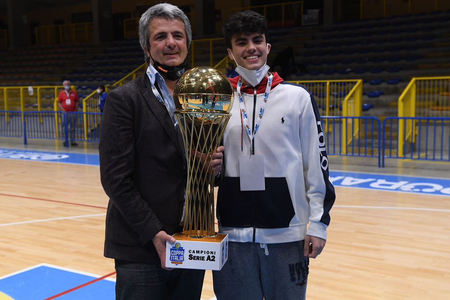 Grassi: 'Nuovo palasport, polisportiva col Napoli Calcio, cura del vivaio: così Napoli crescerà ancora'
