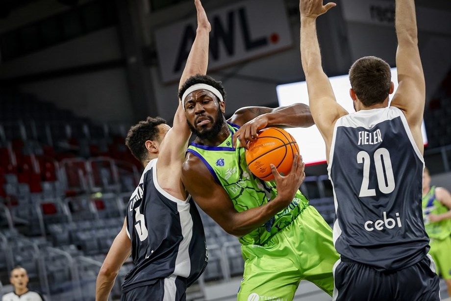 Basketball Champions League: per il Banco di Sardegna Sassari svaniscono le speranze di passaggio del turno dopo la sconfitta sul campo del Brose Bamberg