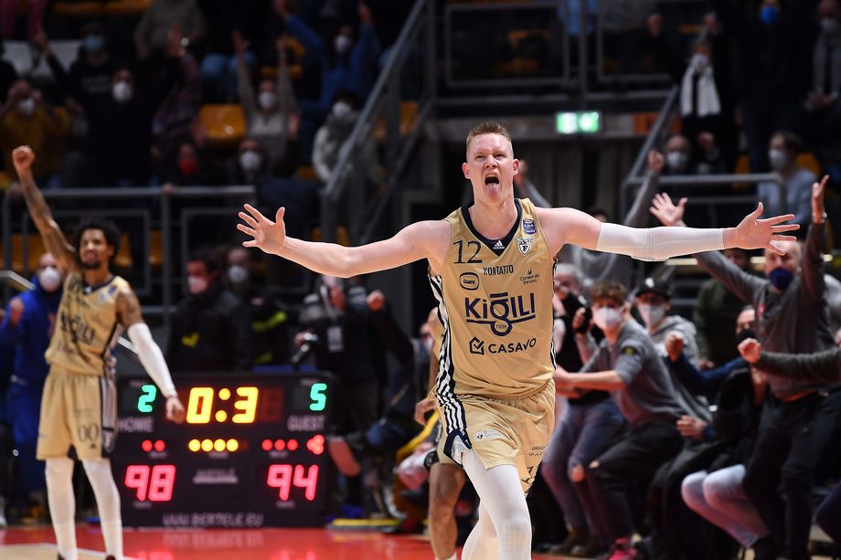  Fortitudo Kigili Bologna, contro Varese il miglior Benzing visto in Italia (29 punti)
