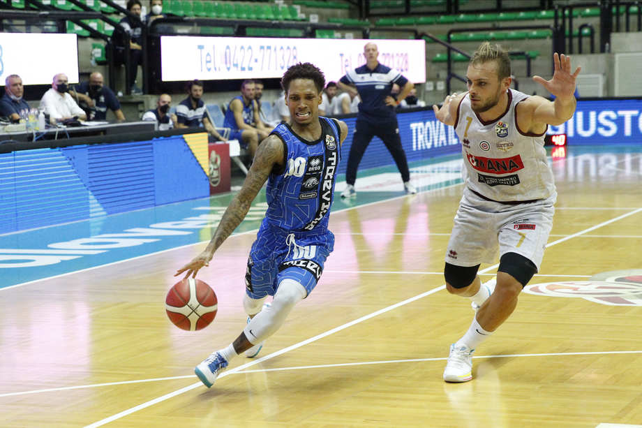 Eurosport Supercoppa: la De'Longhi Treviso rimonta e si aggiudica il derby con l'Umana Venezia
