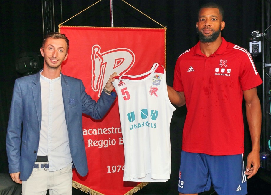 Bostic si presenta:'Pronto a tutto per la UNAHOTELS'