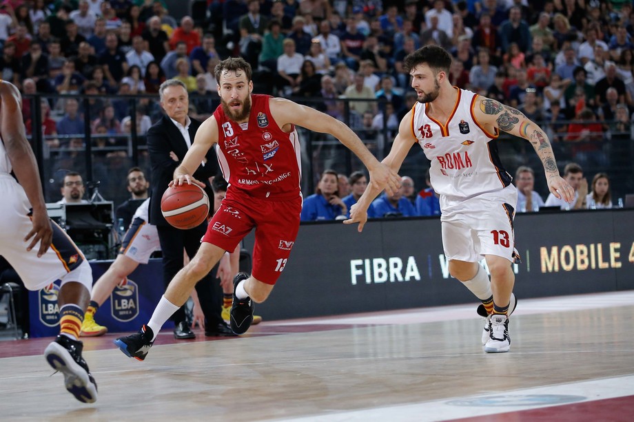 Davanti a oltre 7 mila spettatori la Virtus Roma lotta alla pari con Milano e cede solo nel finale