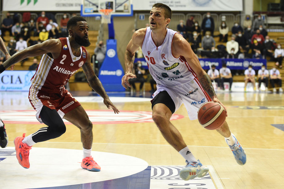 UNAHOTELS Reggio Emilia - Allianz Trieste, Cinciarini a -6 da quota 900 assist distribuiti con i biancorossi in Serie A
