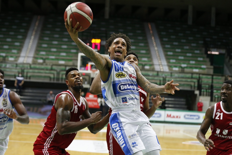 De' Longhi Treviso, ritorno alla vittoria con il miglior Russell della stagione (24 punti e 6 assist)